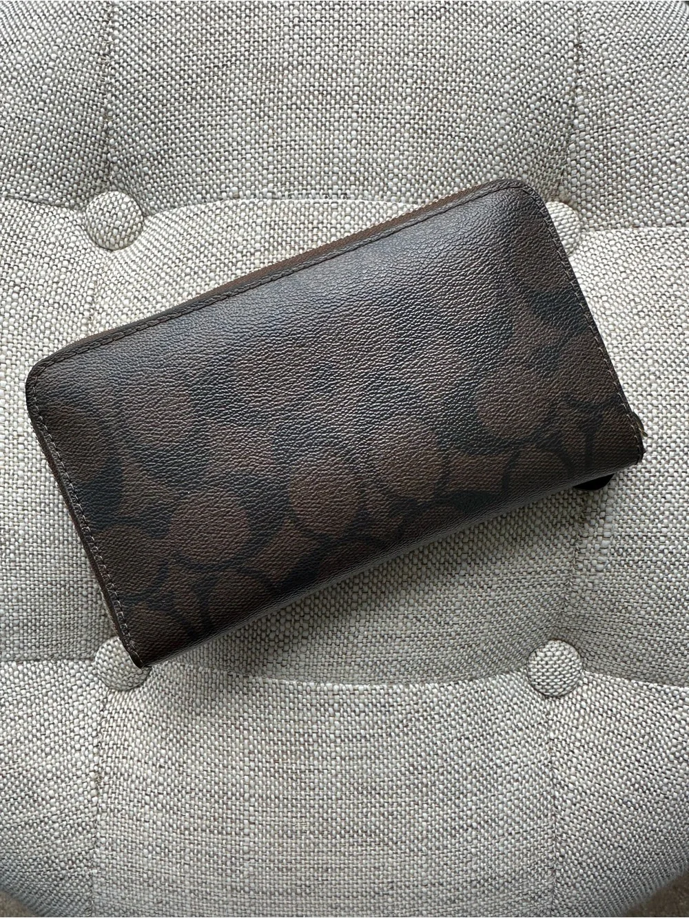 Coach Signature Zip Around Wallet - Picture 2 of 4